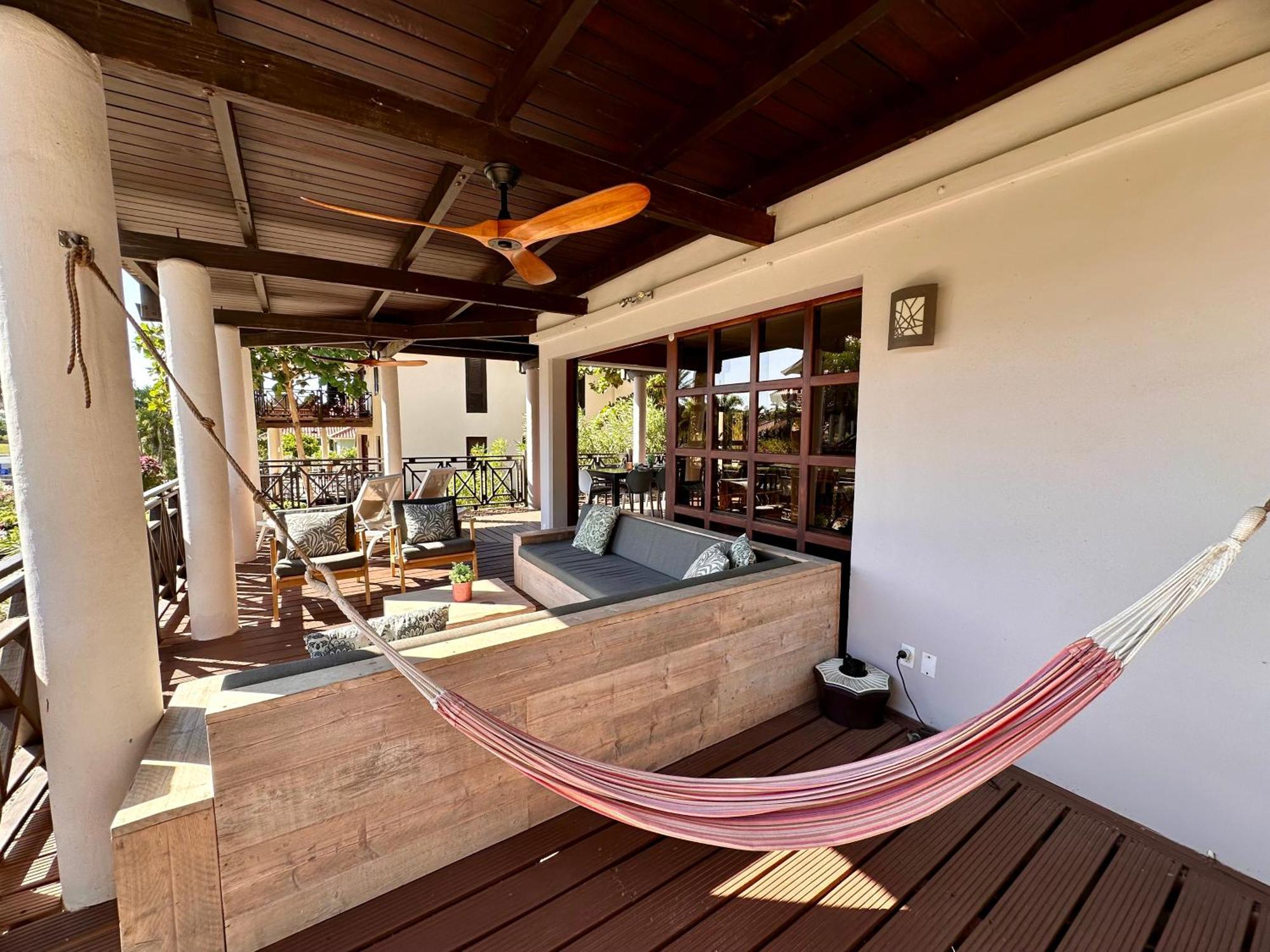 Blue Bay Beach Villas & Apartments 외부 사진